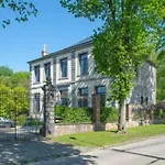 Le Chateau Des Comtesses Montignies-sur-Roc