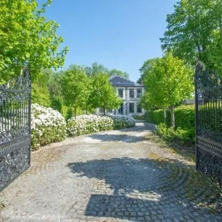 Le Chateau Des Comtesses - Vue Lac, 13 Pers Βίλα Montignies-sur-Roc