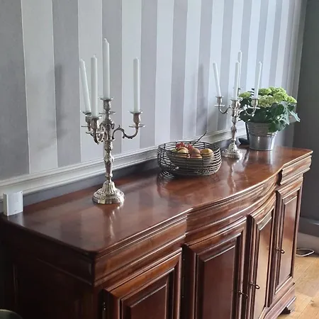 فيلة La Des Comtesses *