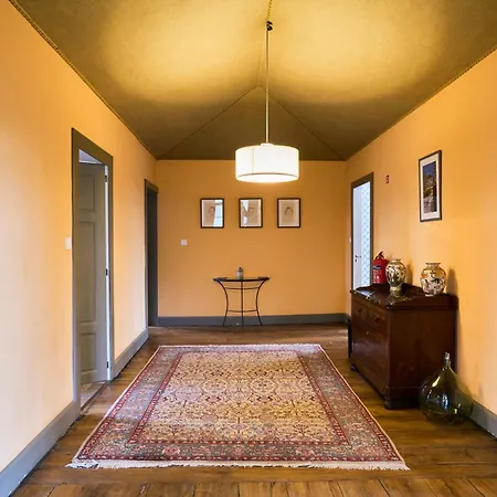 La Des Comtesses Willa Montignies-sur-Roc