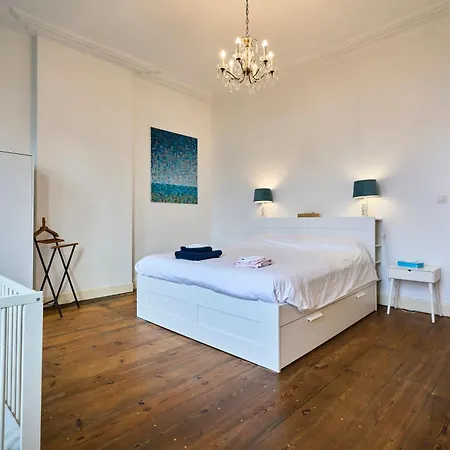 Βίλα Le Chateau Des Comtesses - Vue Lac, 13 Pers Montignies-sur-Roc