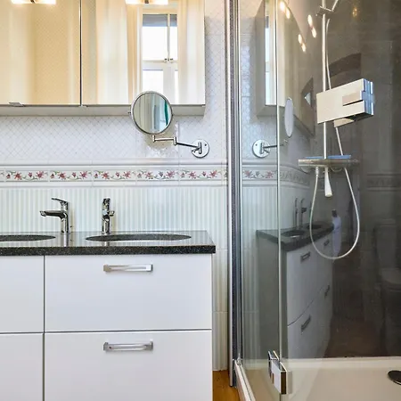 La Des Comtesses Montignies-sur-Roc