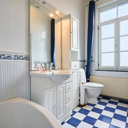 Βίλα Le Chateau Des Comtesses - Vue Lac, 13 Pers Montignies-sur-Roc