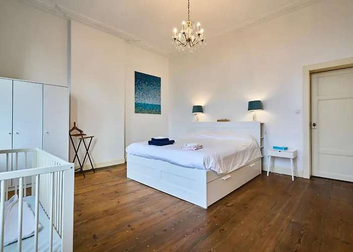 Villa Le Château Des Comtesses Montignies-sur-Roc