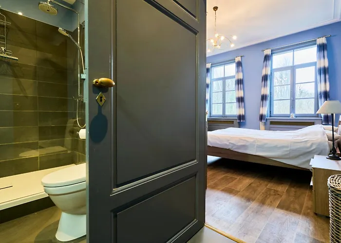 Le Château Des Comtesses Montignies-sur-Roc